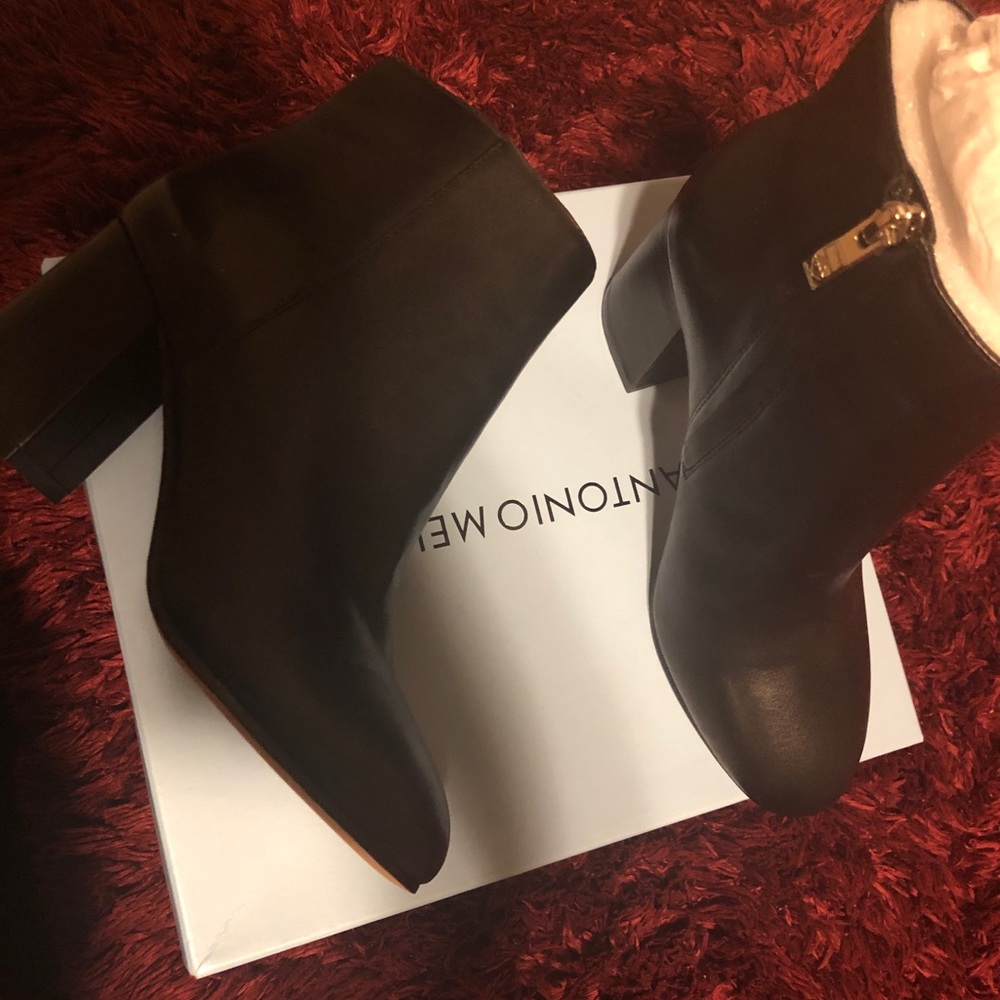 Antonio Melani ankle boots